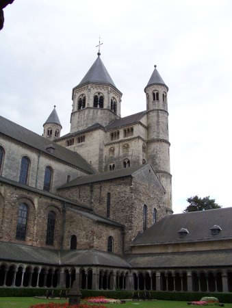 Collegiale955.jpg