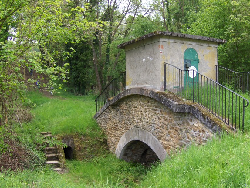 chateauthierry2084.jpg