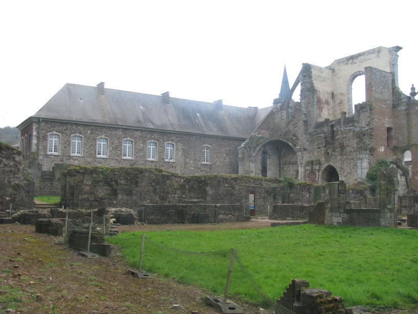 abbayeaulne2334.jpg