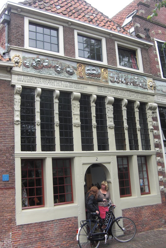 frise3582.jpg