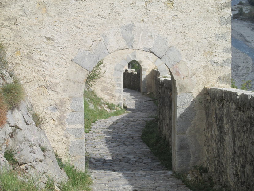 entrevaux2158.jpg