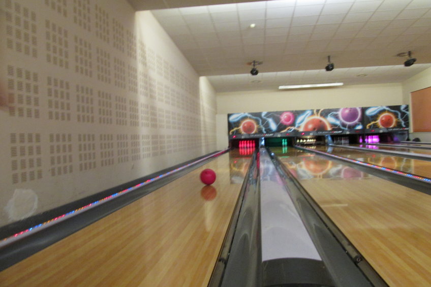 bowling3335.jpg