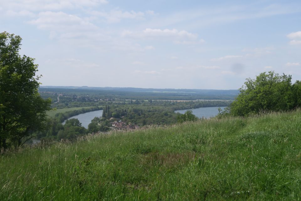 rocheguyon2446.jpg
